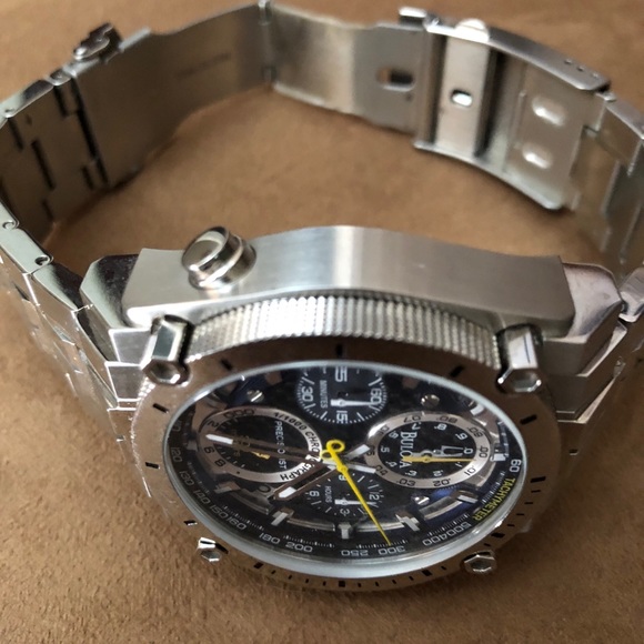 Bulova Precisionist Chronograph Watch 96B175 - Picture 4 of 8
